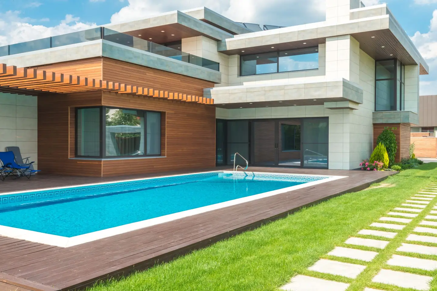 Swimming pool builders serving Hornsby, NSW